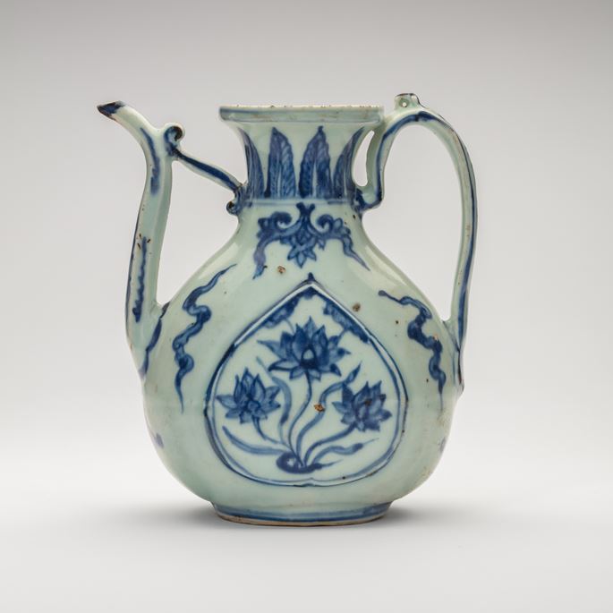 A Chinese Blue and White Ewer made for the Islamic market | MasterArt